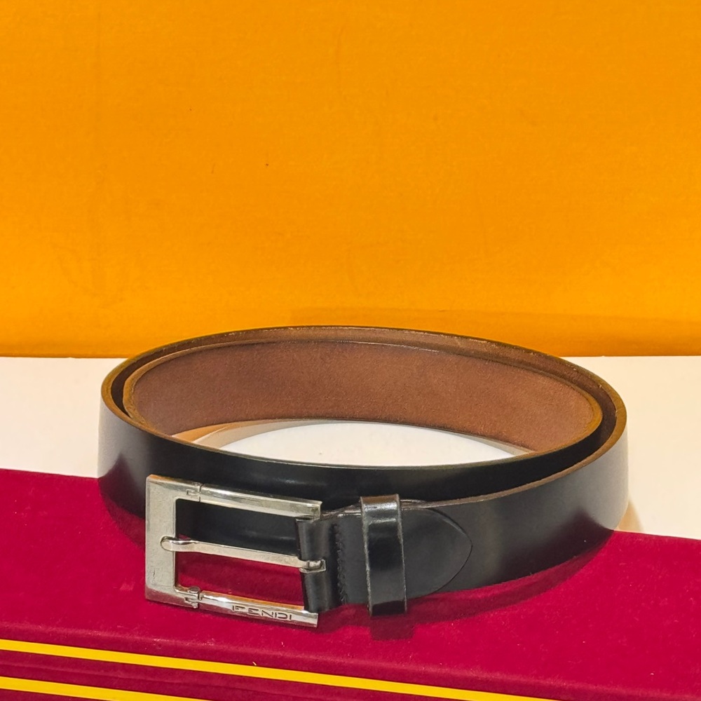 Fendi Black Leather Belt with Silver Buckle - Picture 4 of 16